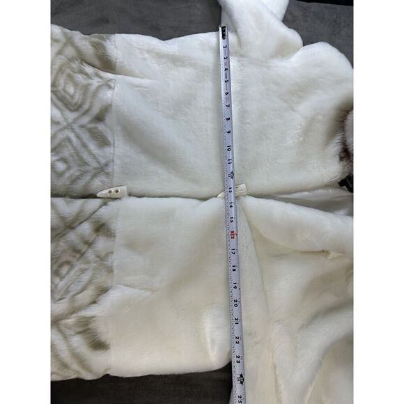 Hannah by Mar Lo White Faux Fur Hooded Coat Size Large - Picture 9 of 13